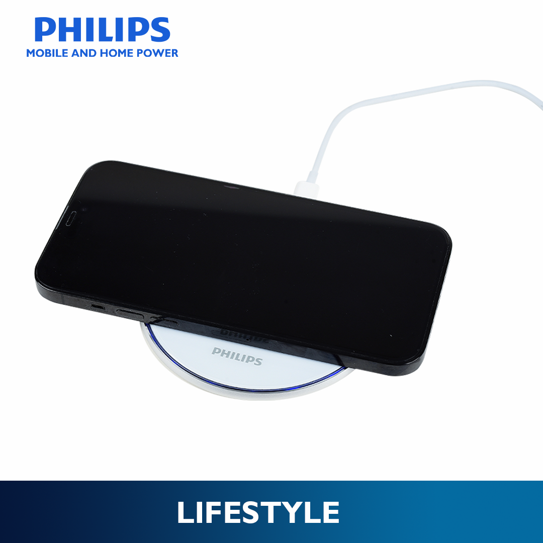 Philips 15W Fast Charging Wireless White Charger Disc with 1.5M USB-C Cable