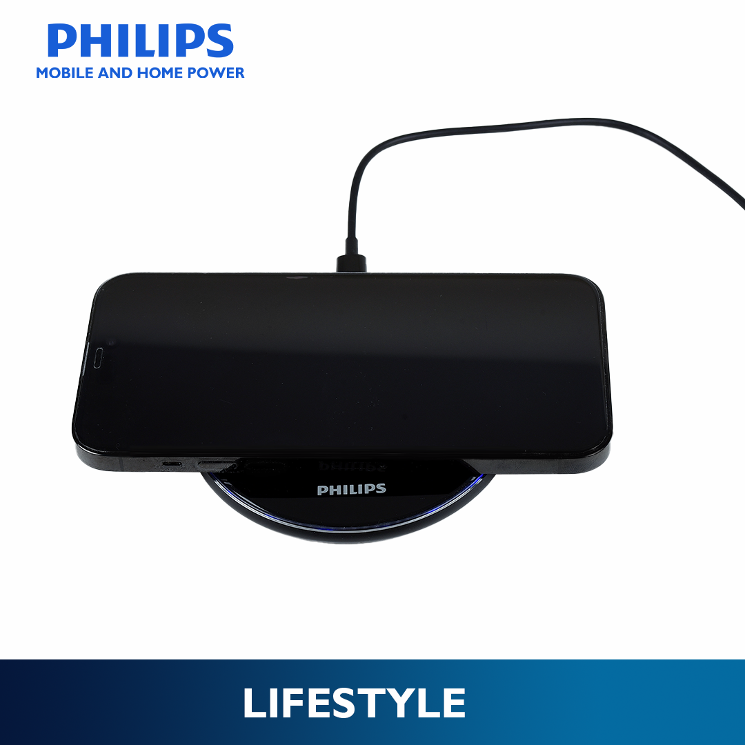 Philips 15W Fast Charging Wireless Black Charger Disc with 1.5M USB-C Cable
